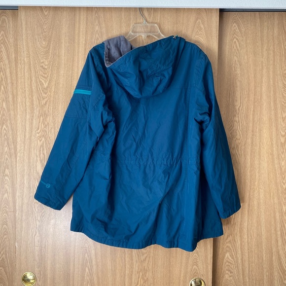 Rain Coat - Picture 6 of 6